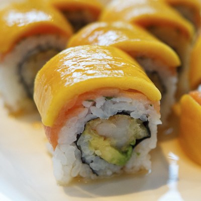 60. MANGO ROLL